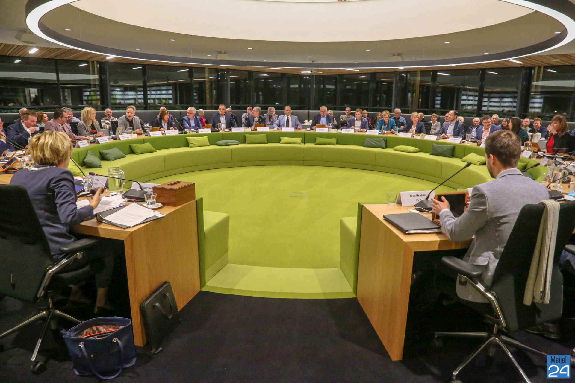 NU LIVE | Raadsvergadering | Afscheid oude raad