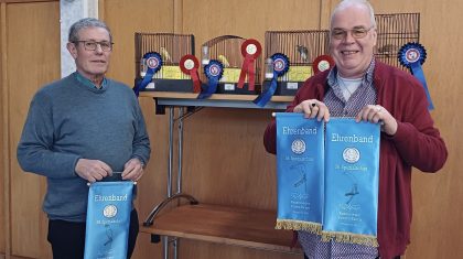 2024_11_20 Theo Minten en Coen Steegs winnaars op vogelshow in Wuppertal