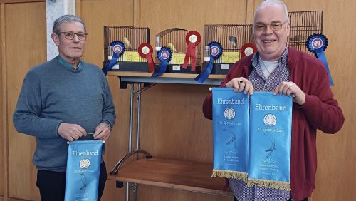 2024_11_20 Theo Minten en Coen Steegs winnaars op vogelshow in Wuppertal