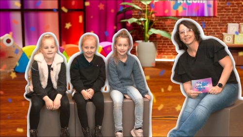 2025_05_09-Lotte-Evi-en-Dide-over-dansen-Disneyland-zeemeermin-zwemmen-en-moppen-Wa-Enne-Kraom 2025_05_09-Lotte-Evi-en-Dide-over-dansen-Disneyland-zeemeermin-zwemmen-en-moppen-Wa-Enne-Kraom