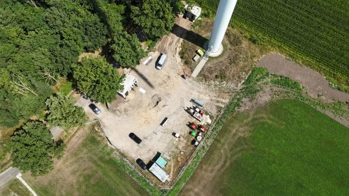 2025_08_14-Windpark-Ospeldijk-en-zonnepark-het-Kruis-wekken-energie-op-via-een-netwerkaansluiting1