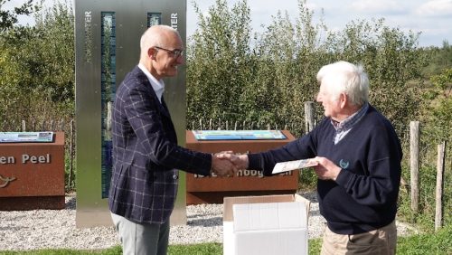 2025_09_28-Hoog-bezoek-voor-stichting-VEEN-1 2025_09_28-Hoog-bezoek-voor-stichting-VEEN-1