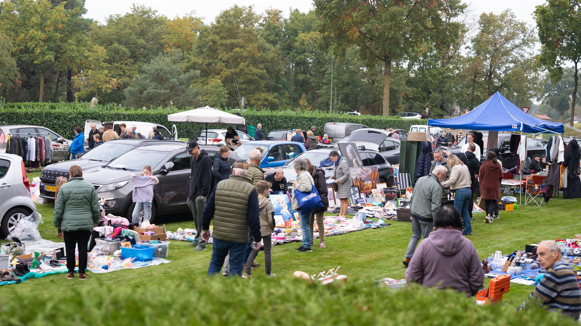 2025_10_13-Geslaagde-kofferbakverkoop-in-Meijel11