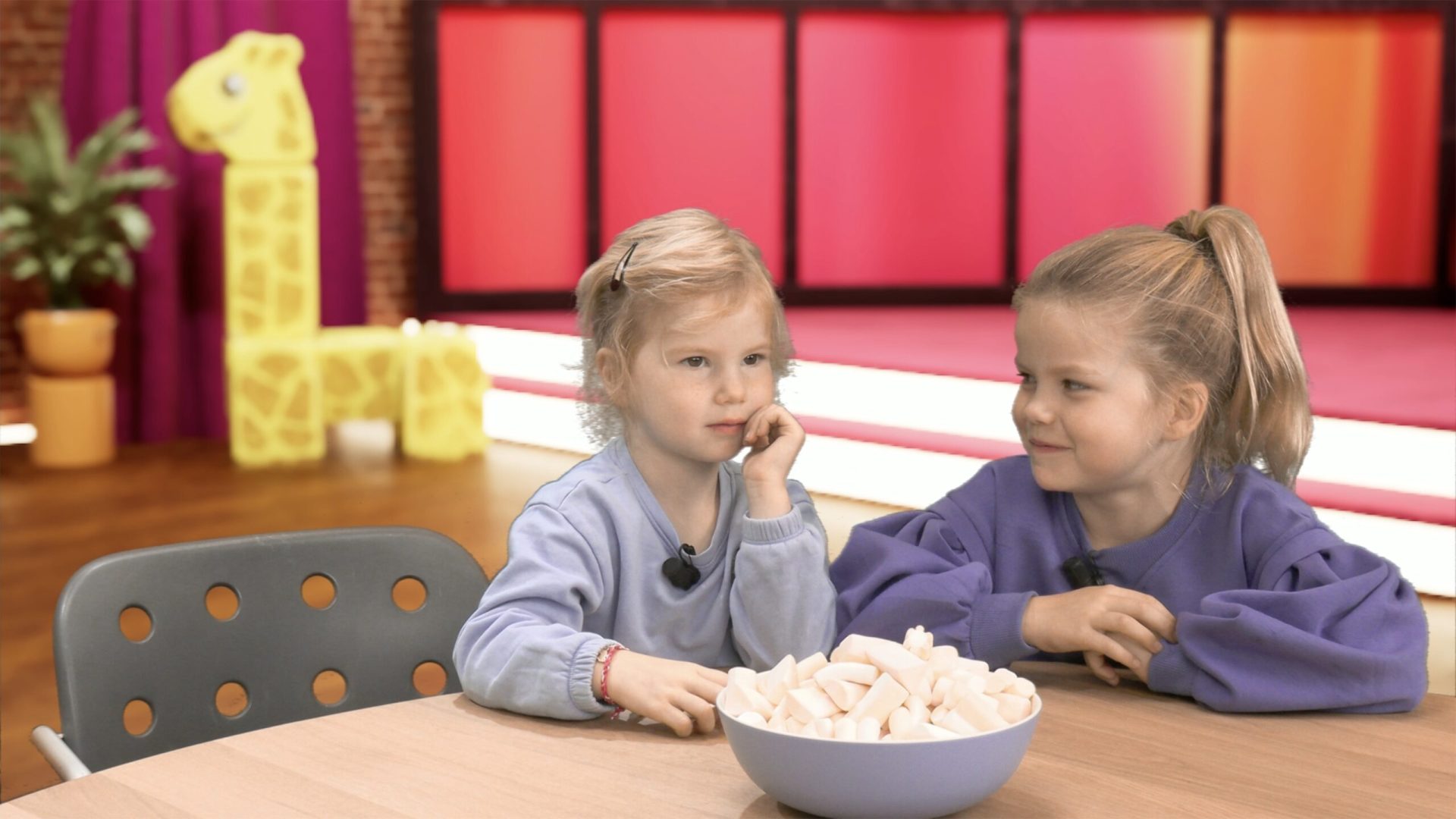 2025_11_01-Wie-eet-het-spekje-op-Wa-Enne-Kraom-Quizzt-special 2025_11_01-Wie-eet-het-spekje-op-Wa-Enne-Kraom-Quizzt-special