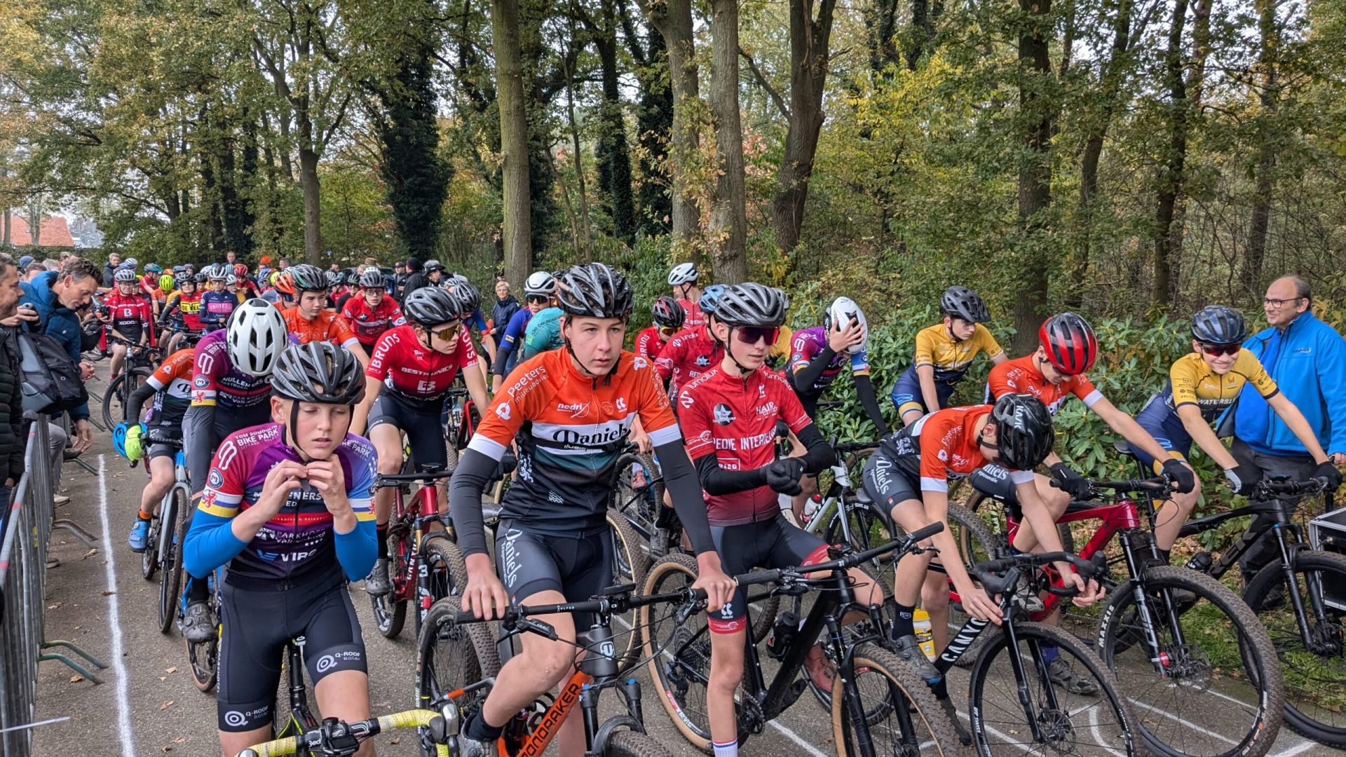 2025_11_05-Mountainbike-en-cyclocrosswedstrijden-in-Meijel3