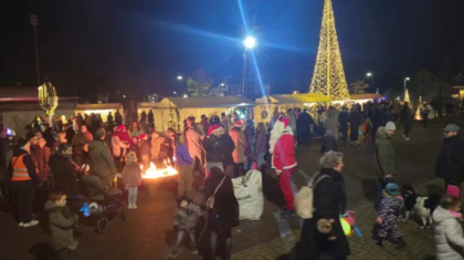 2025_12_03-Neerkant-wordt-omgetoverd-tot-Wintermarkt-2025