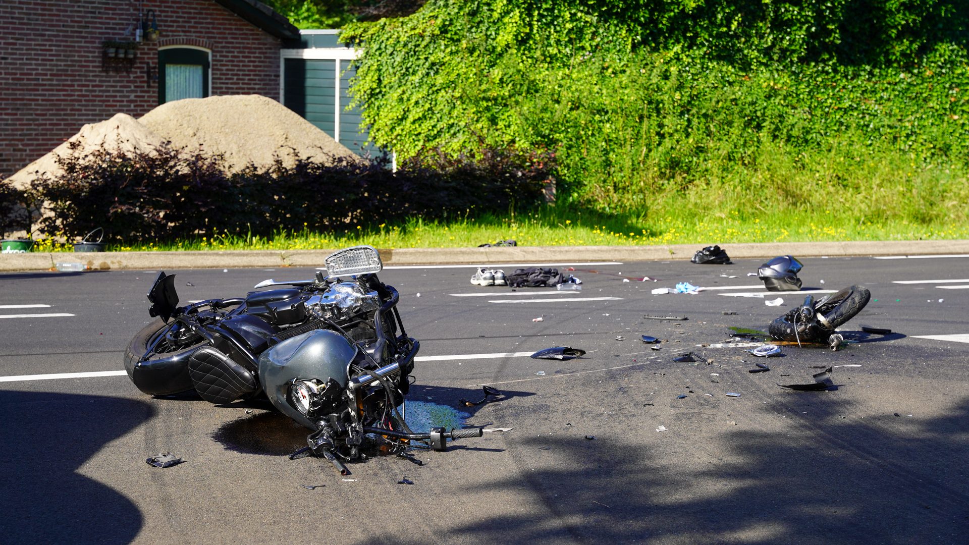 20260622_Motorrijder-gewond-na-aanrijding-met-bakwagen-op-N279-bij-Meijel_4