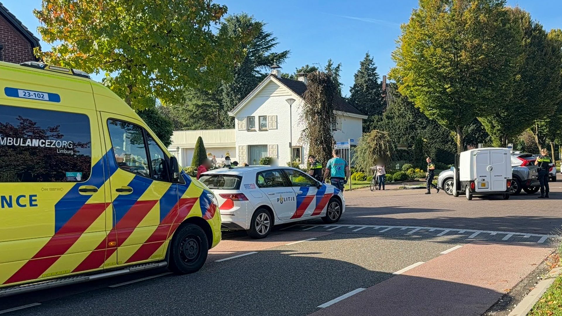 20261014_Schade-bij-botsing-op-kruising-Heldensedijk-Heufkesweg_4