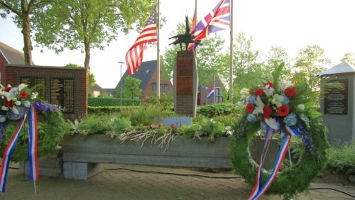 2026_04_29-Dodenherdenking-in-Meijel-op-4-mei