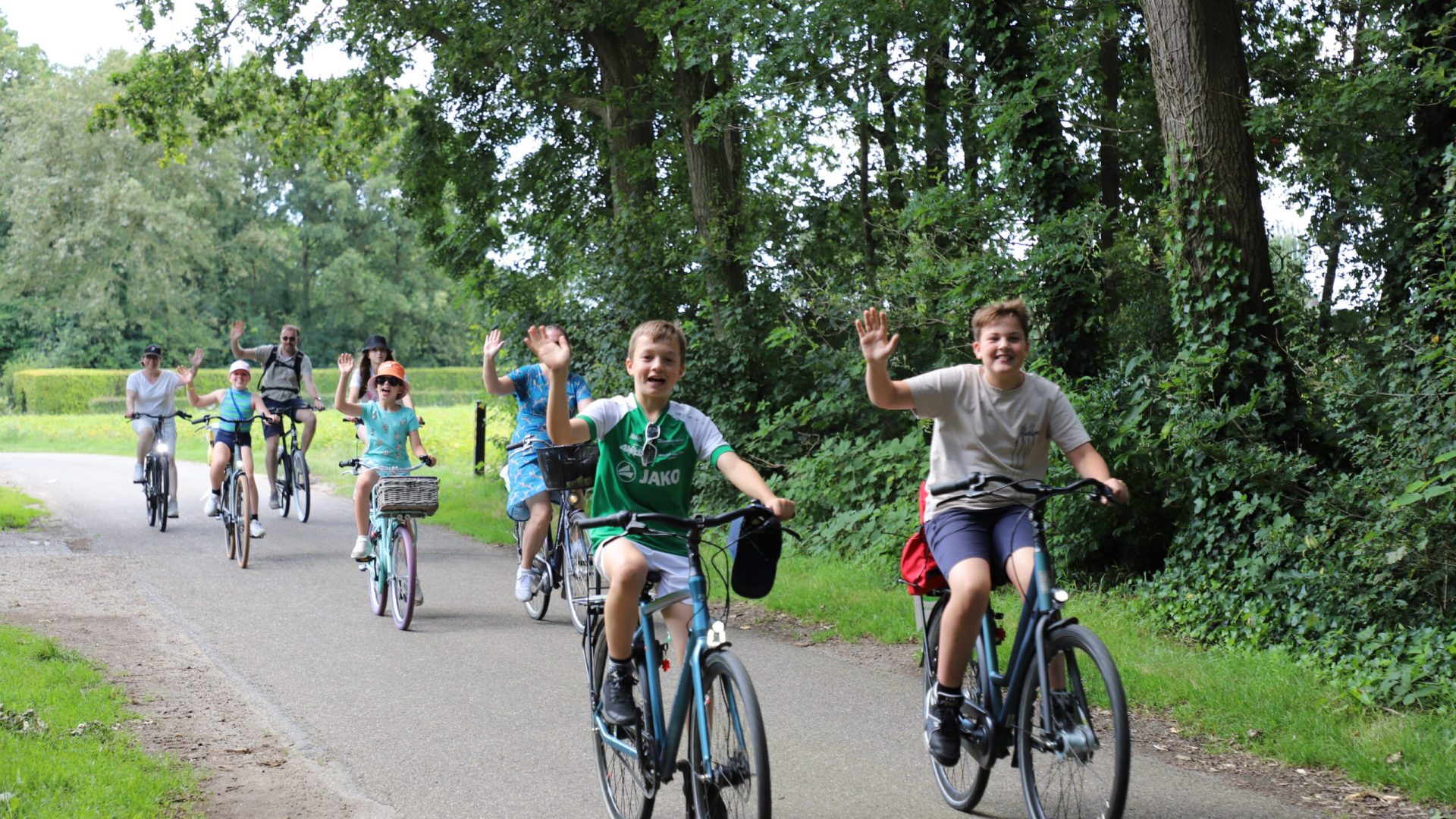 2026_05_04-Fiets4Daagse-pakt-uit-met-nieuwe-gezinstocht