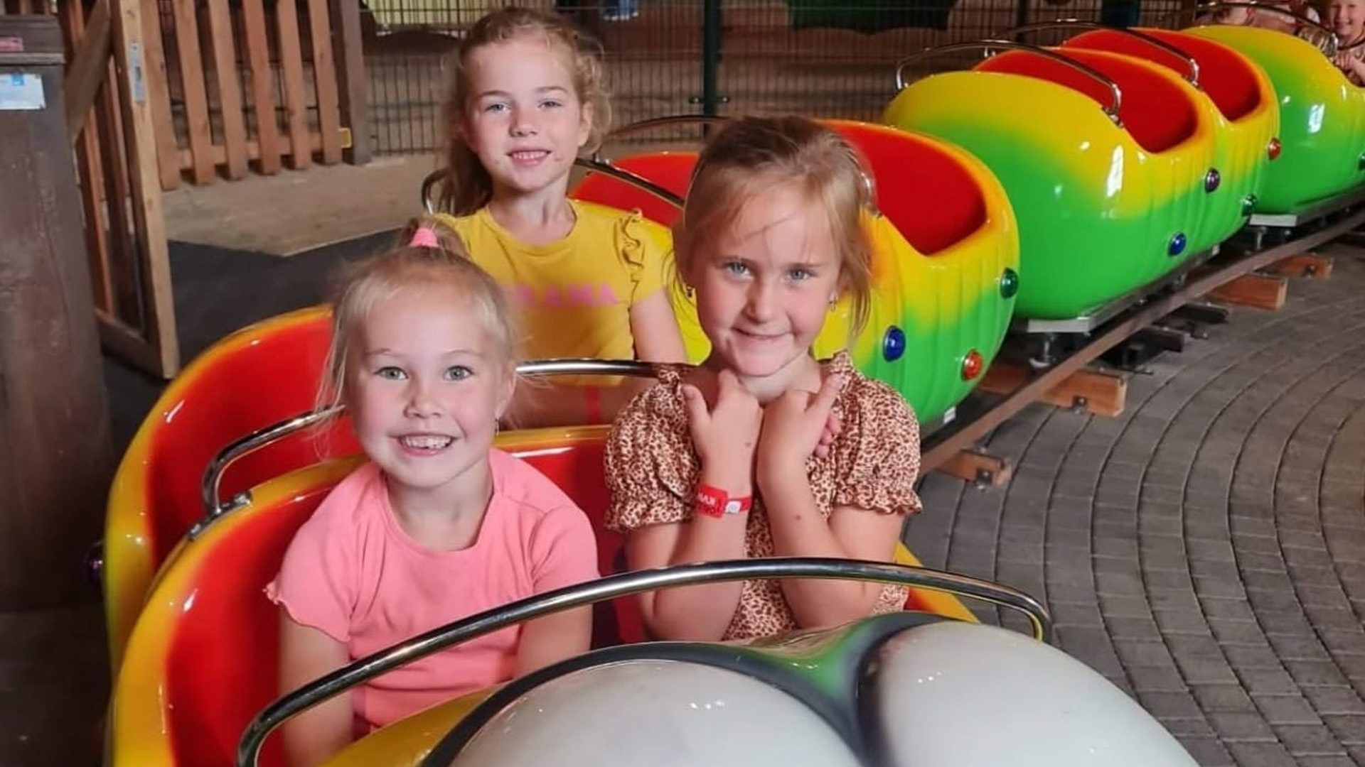 2026_06_09-Nog_een_week_om_je_op_te_geven_voor_Toverland_met_KVW_Meijel