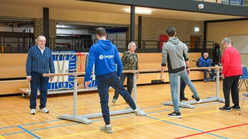 Deelnemers aan valpreventiecursus zijn Zeker op de Been-10