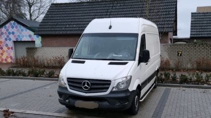 E50AB0DB-87FA-447D-A256-1AFC45249E83