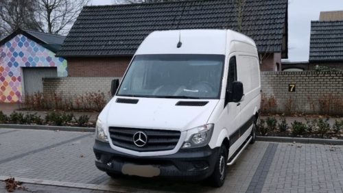 E50AB0DB-87FA-447D-A256-1AFC45249E83