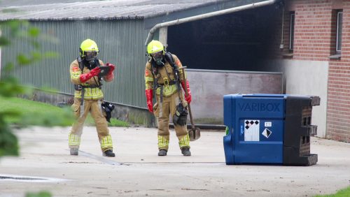 IBC container lekt zwavelzuur Vreedepeelweg Beringe-1