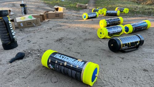Lachgascilinders-gedumpt-op-Maarheezerhuttendijk-4