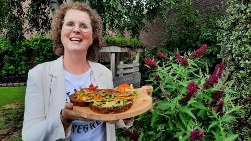 Maandtopper Groenteomelet met brood