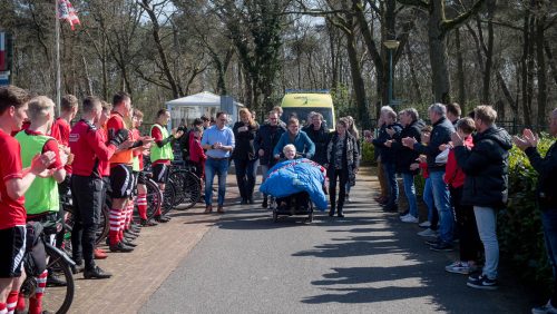 Mia naar geliefde club RKMSV Meijel - Johan Horst-6