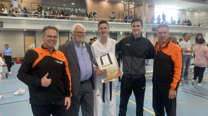 Niels geslaagd voor 1e Dan