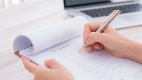 Onderzoek-vragenlijst Foto | jannystockphoto - Depositphotos.com