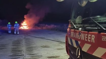 Onderzoek naar overleden persoon in uitgebrande auto Baarlo 2