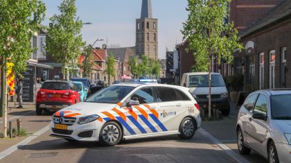 Politieauto Meijel-1