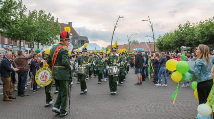 Sint Willibrordus wint OLS huldiging Meijel Raadhuisplein-26