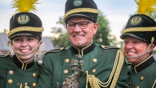 Sint Willibrordus wint OLS huldiging Meijel Raadhuisplein-9