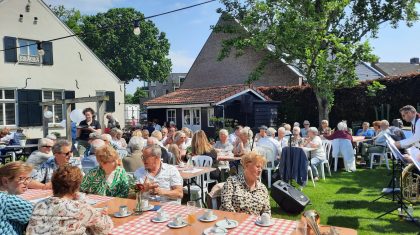 Tuinfeest voor vrijwilligers uit Meijel3