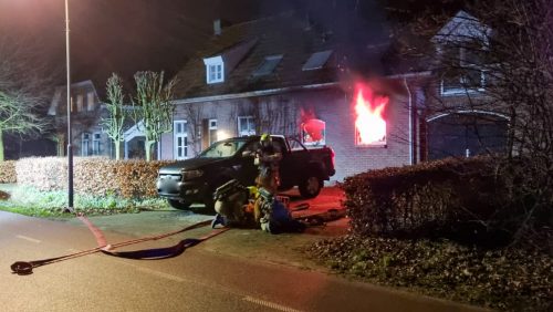 Uitslaande brand Baarloseweg Helden-2