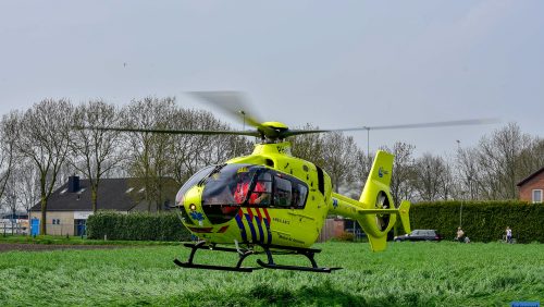 traumahelikopter naar Vlut Ospel JL-6